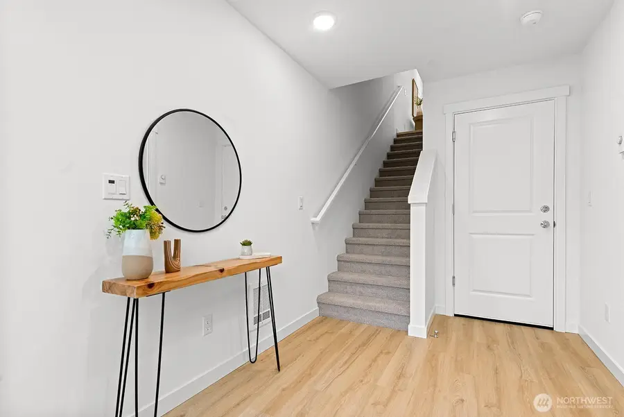 1423 SW 111th Lane, Seattle, WA 98164 - Image #3