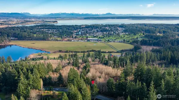 63 W Cross Island Road, Camano Island, WA 98282