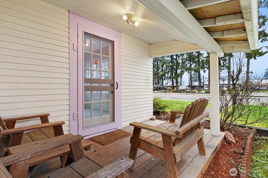 121 Van Scoyoc Avenue Sw, Orting, WA 98360 - Image #3