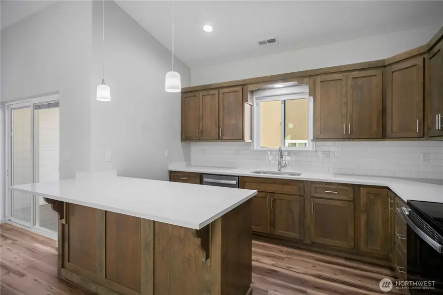 101 Grant Drive, Ephrata, WA 98823 - Image #3