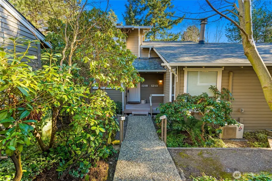 1218 101st Place Ne, Bellevue, WA 98004 - #2