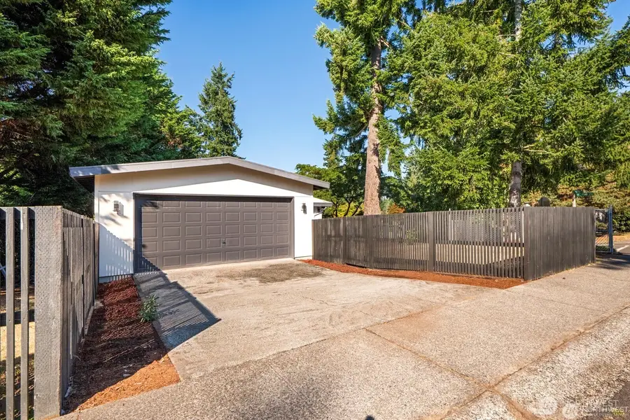 8801 NE 140th Place, Kirkland, WA 98034 - #2