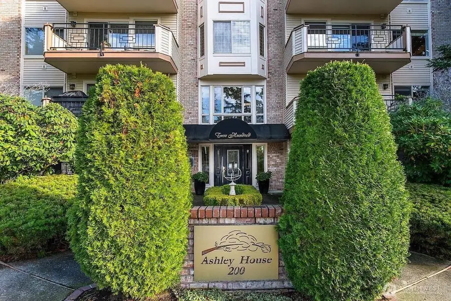 200 99th Avenue Ne #16, Bellevue, WA 98004 - Image #2