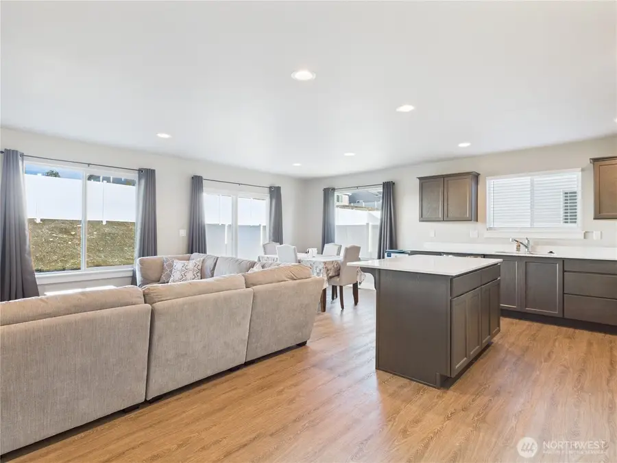 2417 3rd Street Se, East Wenatchee, WA 98802 - #3