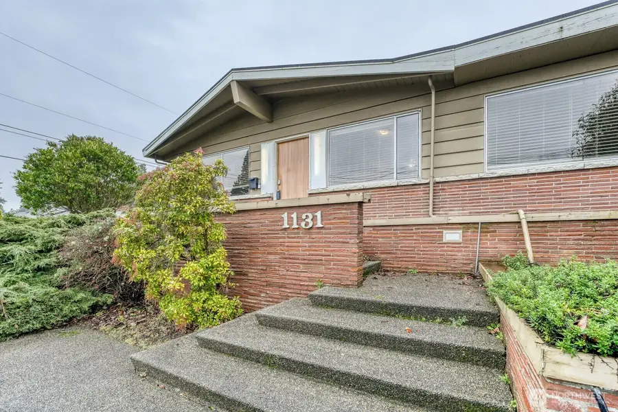1131 Lenore Drive, Tacoma, WA 98406 - Image #3
