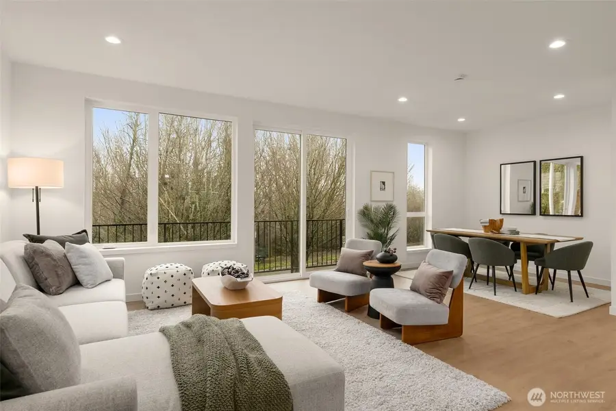 4409 21st Avenue Sw, Seattle, WA 98106 - Image #2