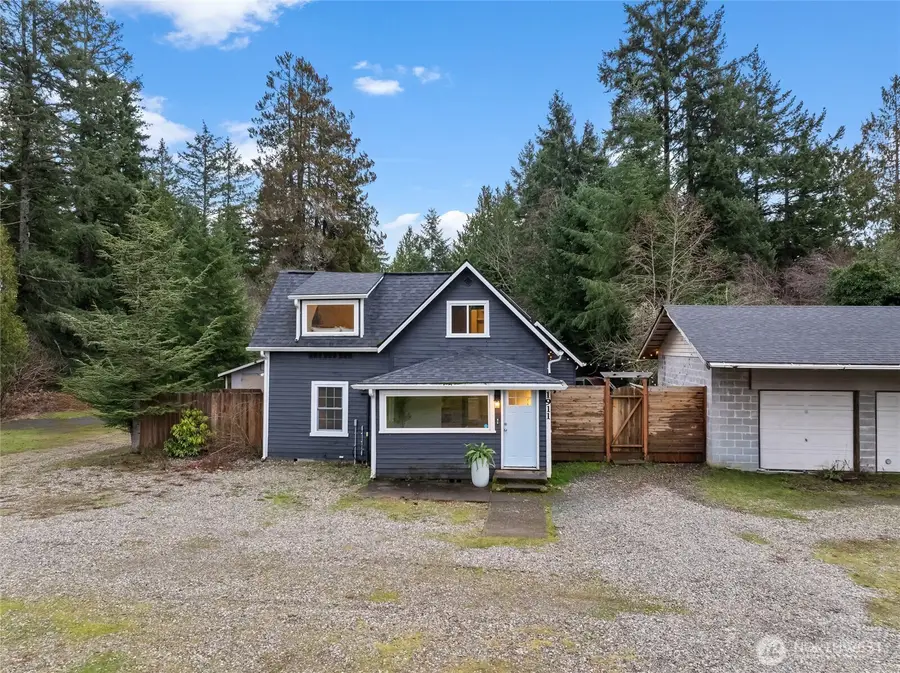 1911 Sidney Avenue, Port Orchard, WA 98366 - Image #2