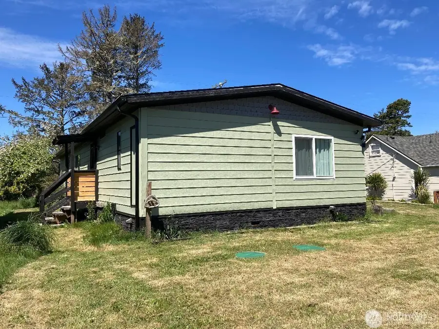 26506 Ridge Avenue, Ocean Park, WA 98640 - Image #2