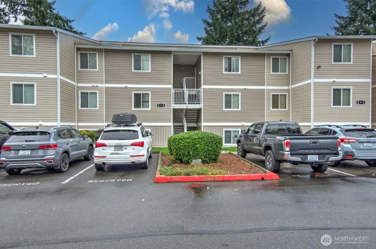 12415 NE 130th Court #H104, Kirkland, WA 98034 - Image #1
