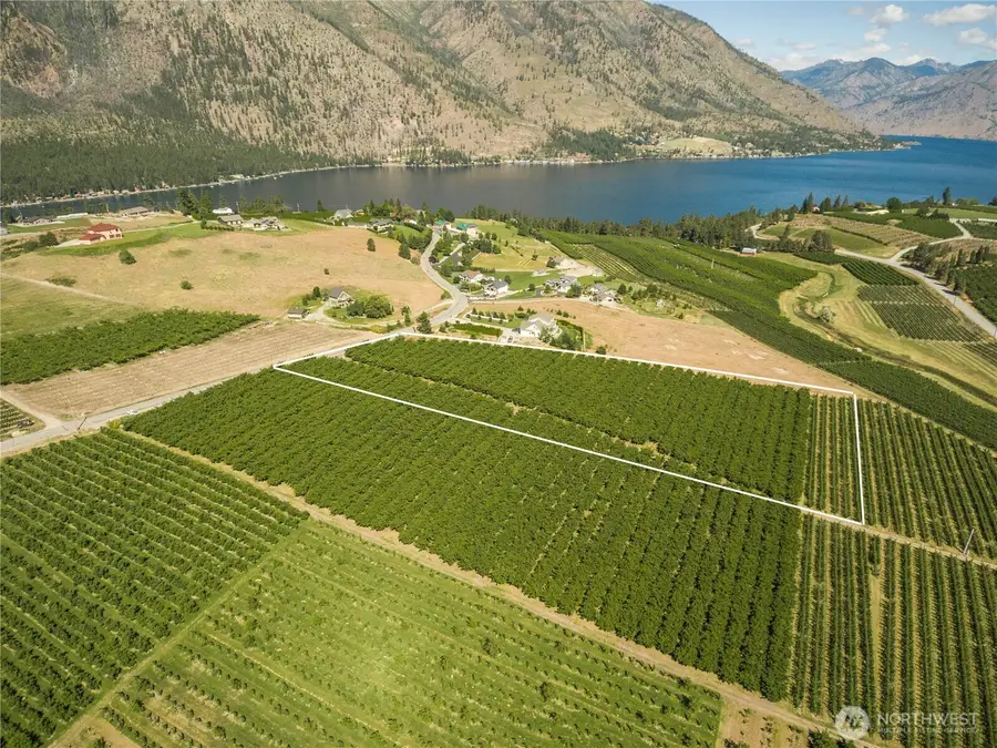 950 Loop Avenue, Manson, WA 98831 - #2