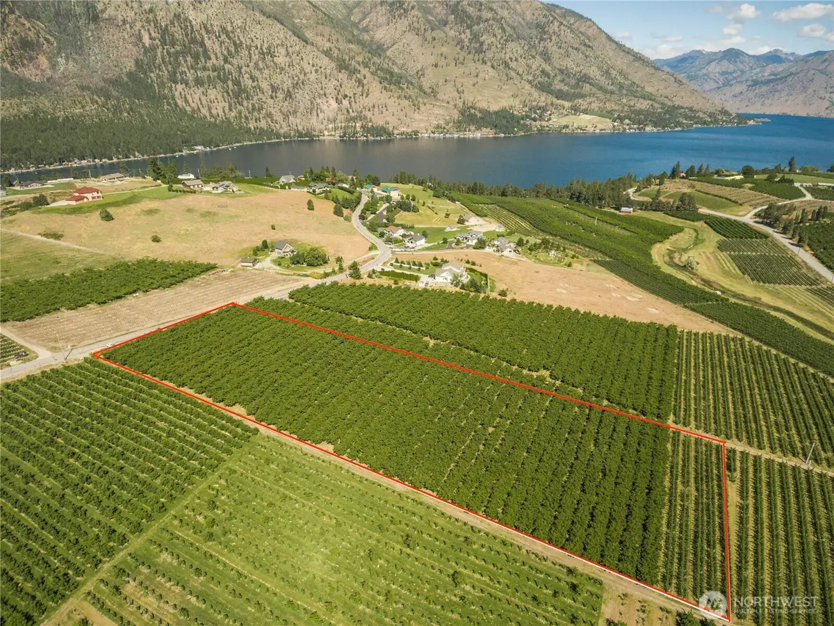 984 Loop Avenue, Manson, WA 98831 - #1