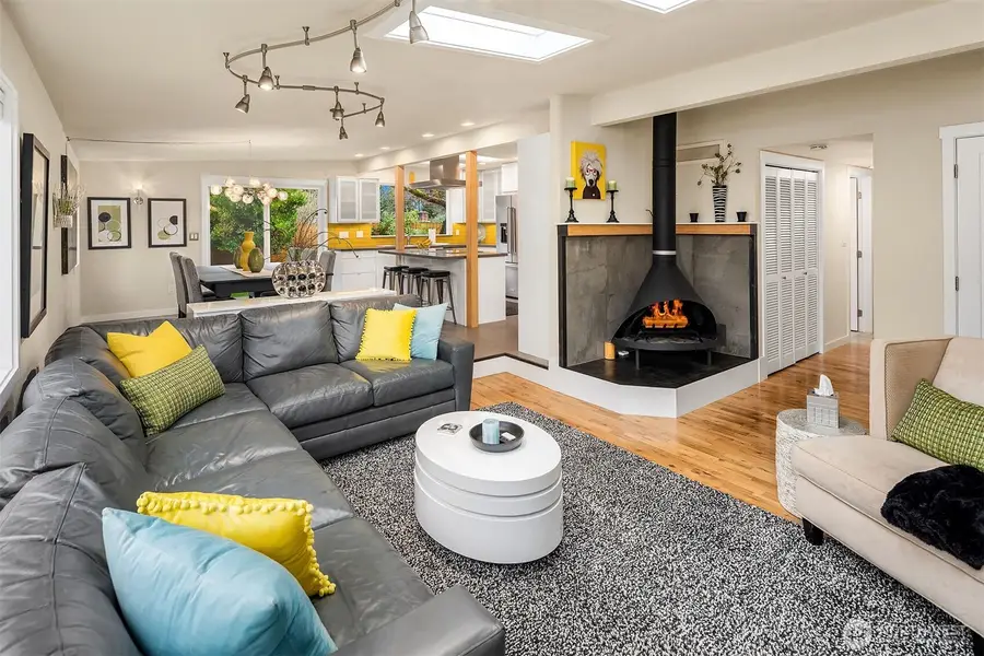 916 164th Place Ne, Bellevue, WA 98008 - Image #3