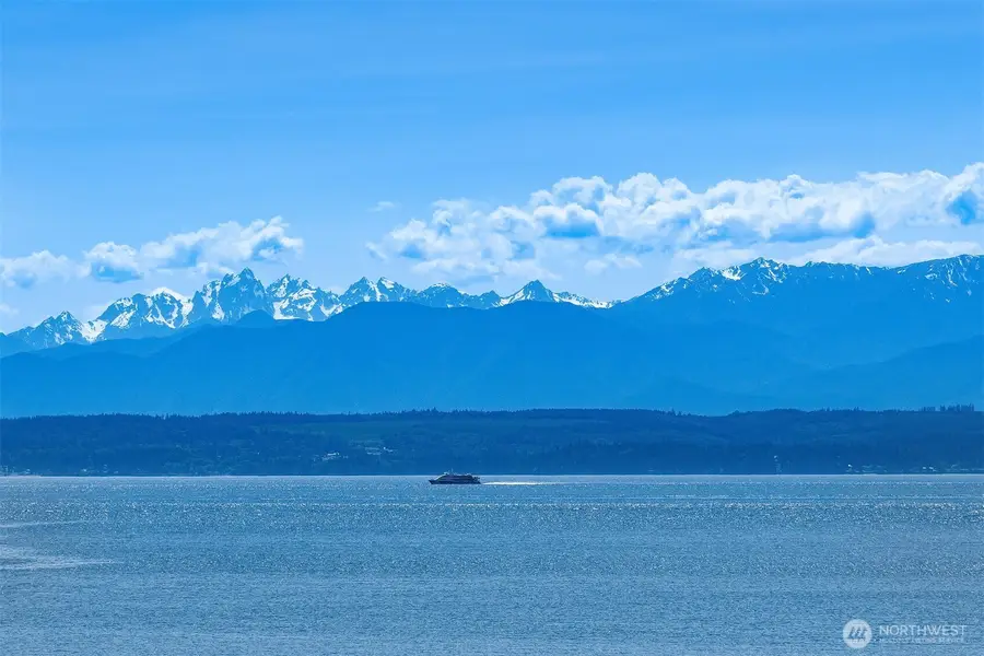 5608 Tara Drive, Freeland, WA 98249 - Image #2