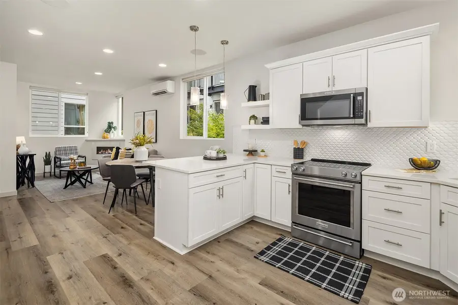 5210 Brooklyn Avenue Ne, Seattle, WA 98105 - Image #3