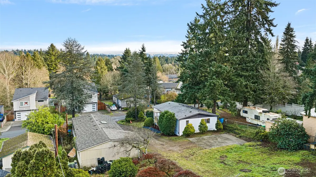 19015 16th Avenue Ne, Shoreline, WA 98155 - Image #1