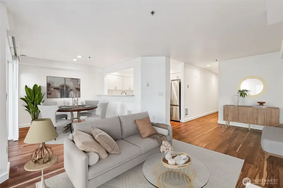 1425 Dexter Avenue N #611, Seattle, WA 98109 - Image #3