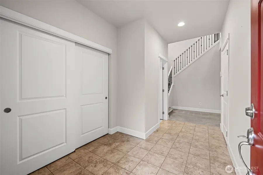 2817 208th Place Sw, Lynnwood, WA 98036 - Image #2