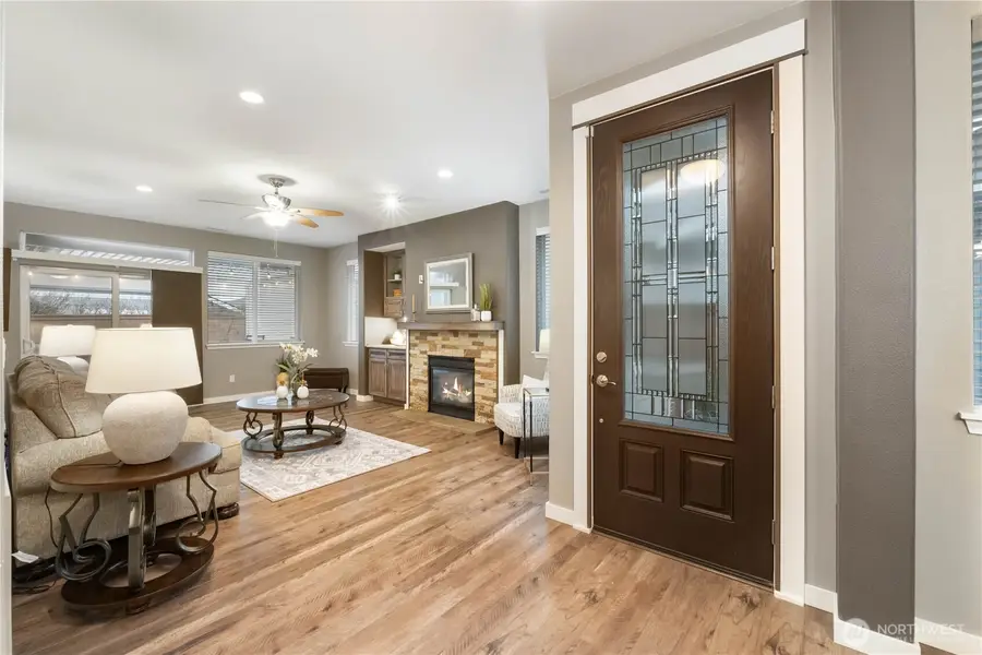 8300 Bainbridge Loop Ne, Lacey, WA 98516 - Image #2