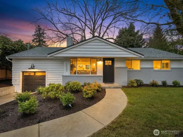 15544 30th Avenue Ne, Shoreline, WA 98155