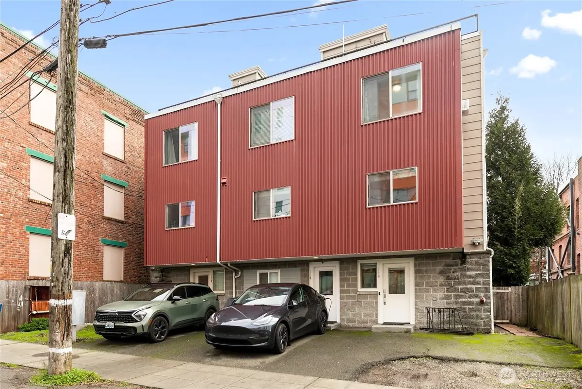 116 13th Avenue, Seattle, WA 98122 - Image #1