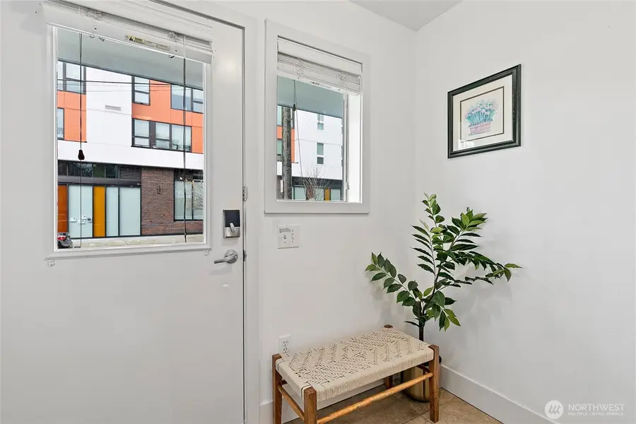 116 13th Avenue, Seattle, WA 98122 - Image #2