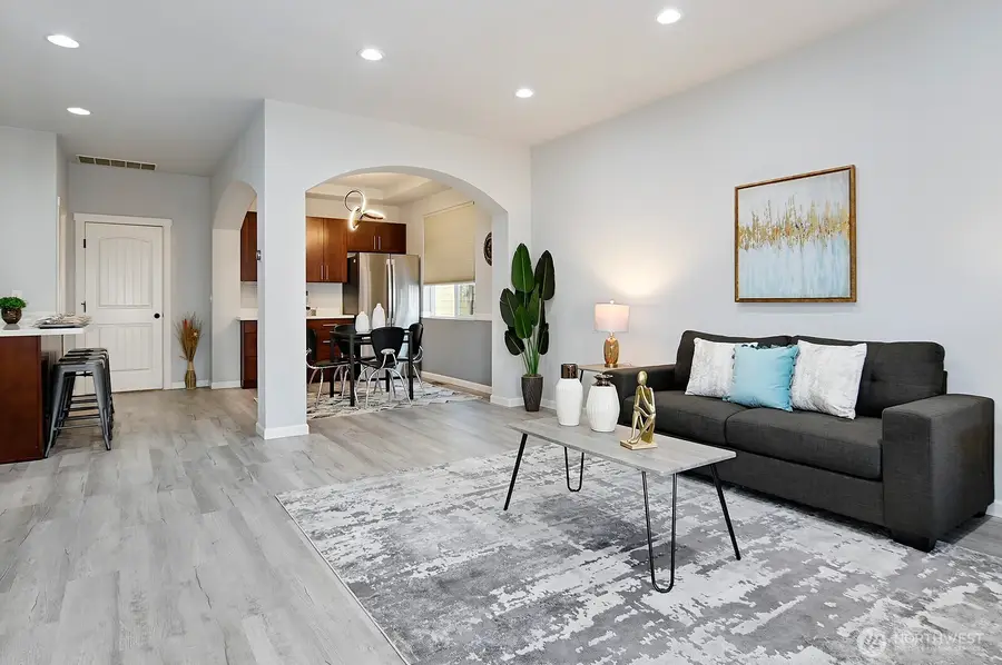 364 Field Place Ne, Renton, WA 98059 - Image #3