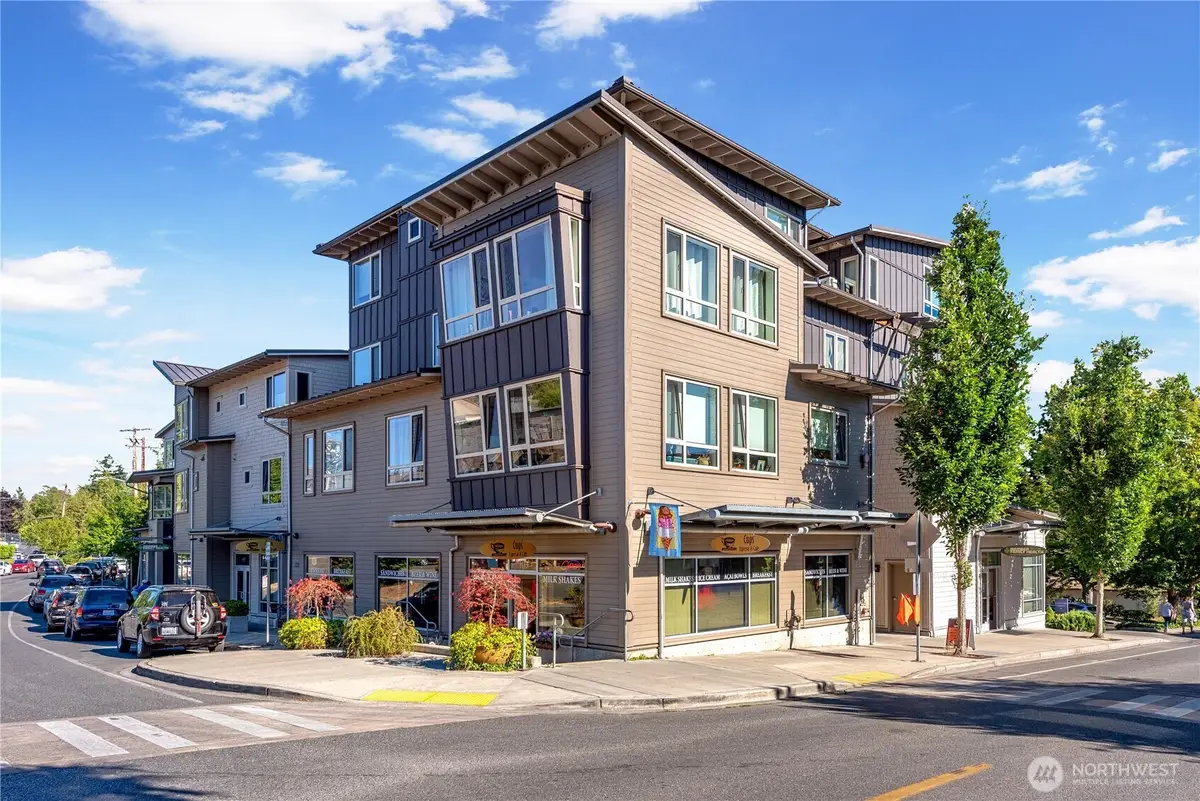 123 Bjune Drive #201, Bainbridge Island, WA 98110 - Image #1