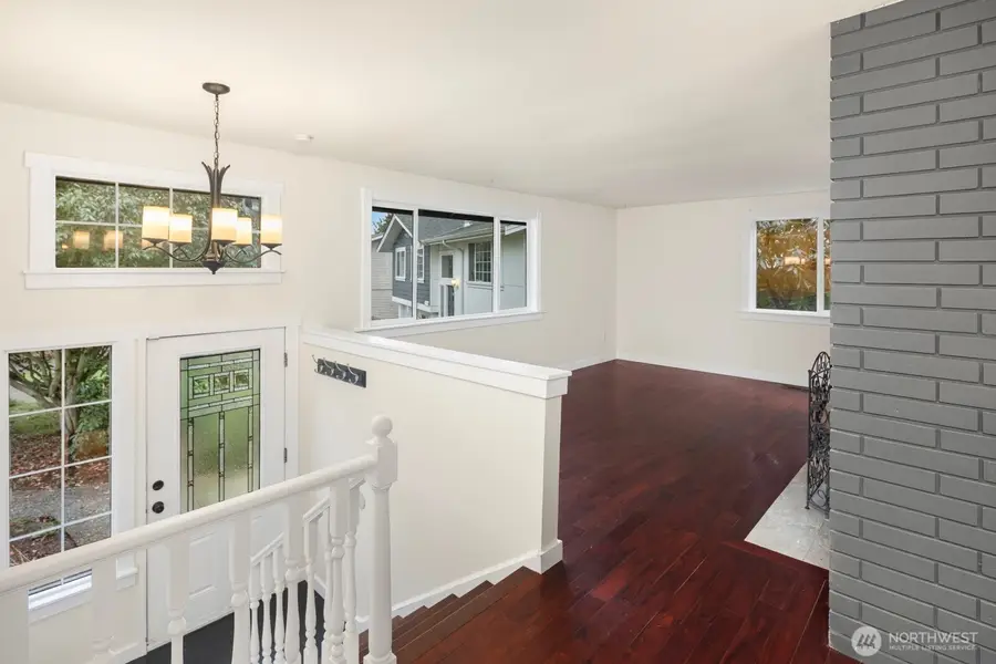 6024 S 127th Place, Seattle, WA 98178 - Image #2