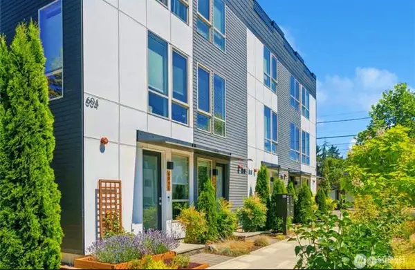 604 77th Street #D, Seattle, WA 98117