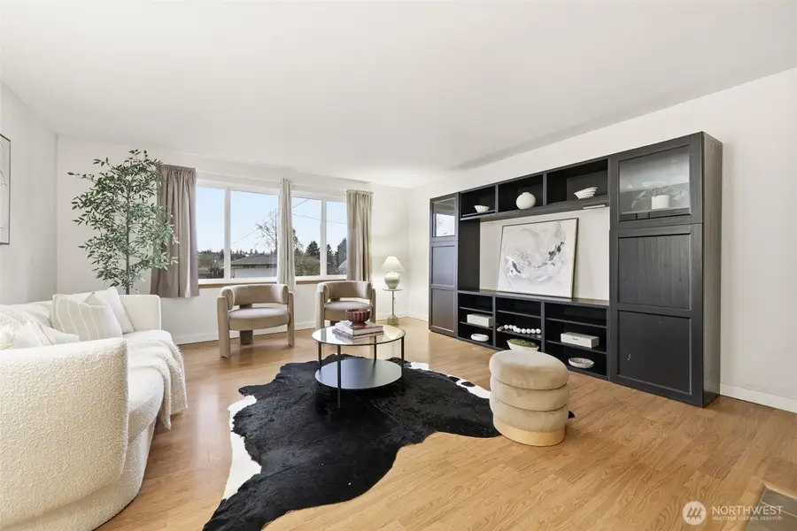 19822 53rd Avenue W, Lynnwood, WA 98036 - Image #3