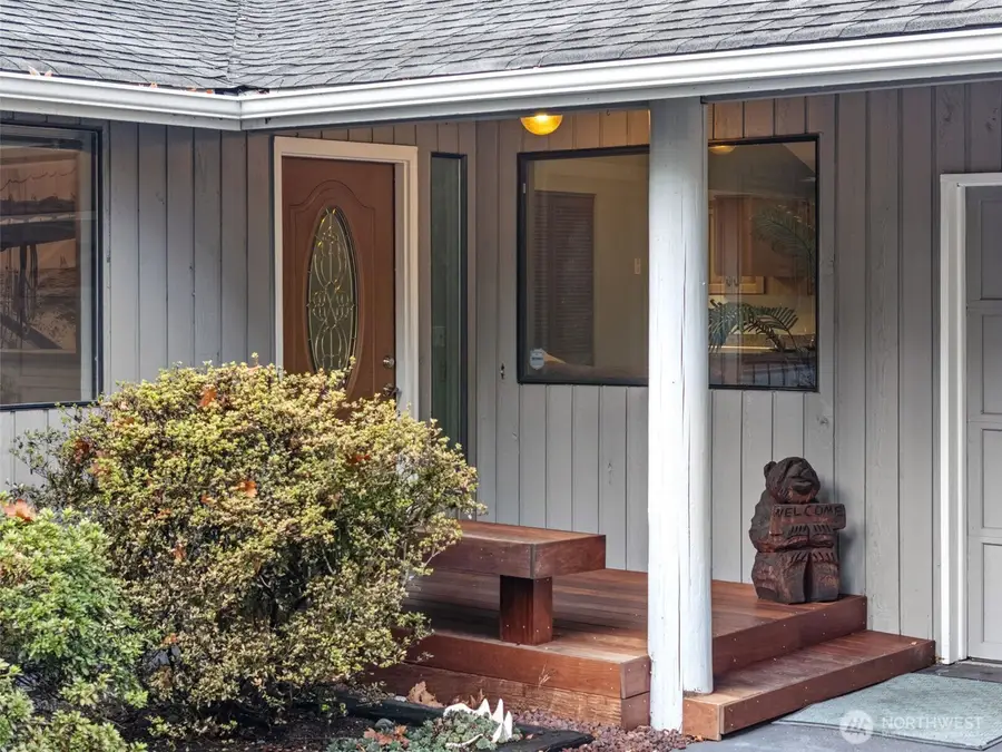 401 E Cove View Road, Belfair, WA 98528 - Image #3