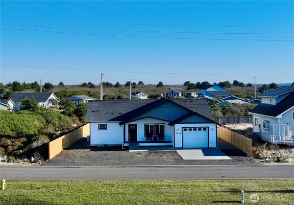 1046 Ocean Shores Boulevard, Ocean Shores, WA 98569