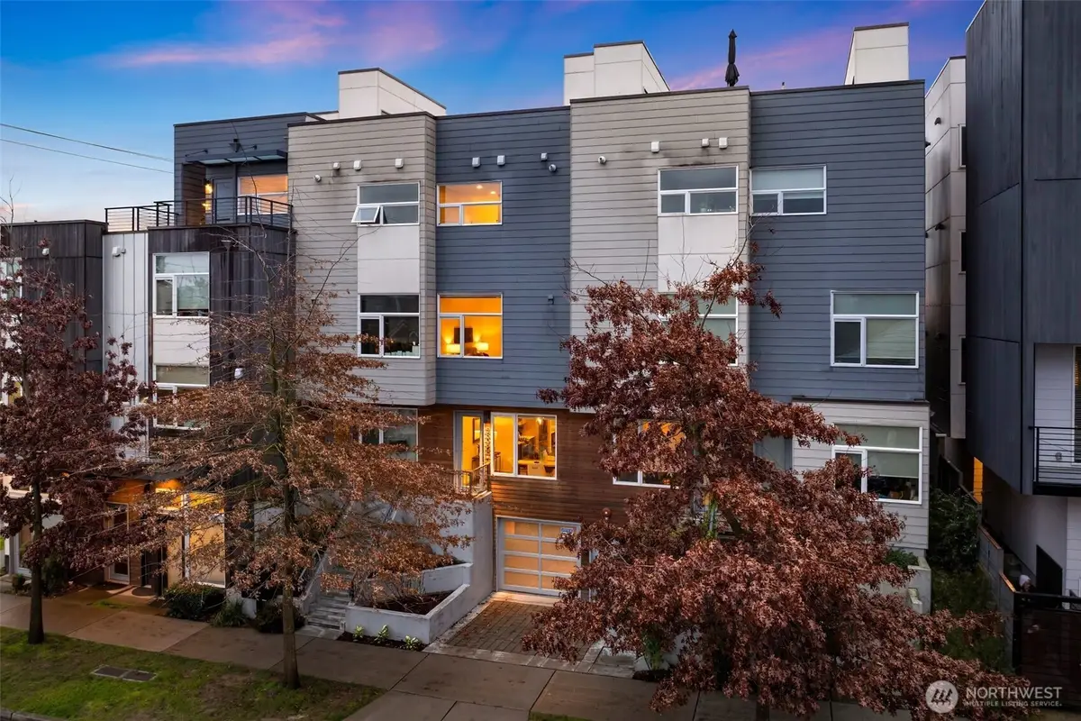 8505 14th Avenue Nw, Seattle, WA 98117 - Image #1