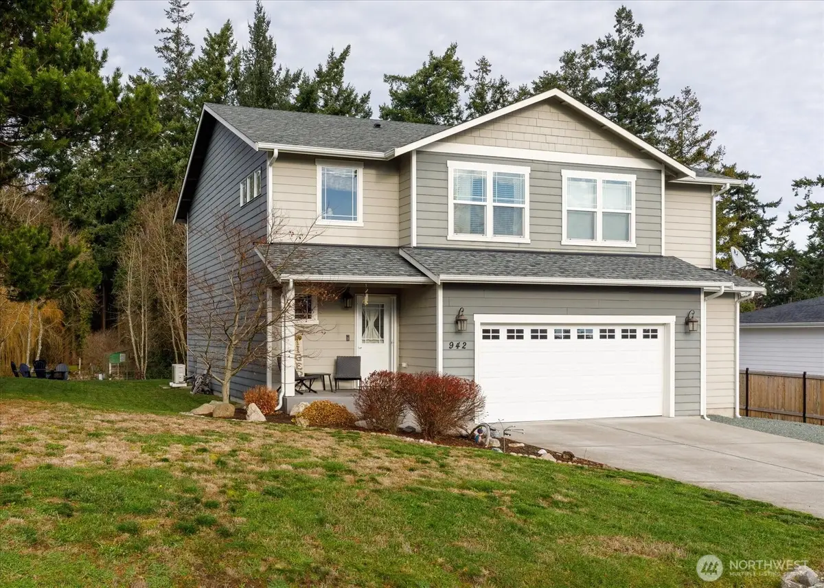 942 Walker Heights Place, Oak Harbor, WA 98277 - Image #1