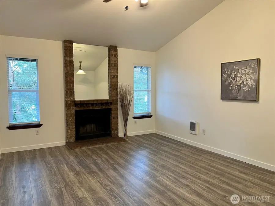 11527 Highway 99 #A304, Everett, WA 98204 - Image #3