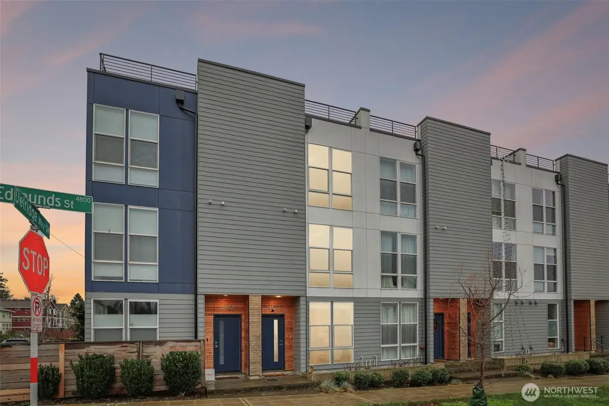 2403 SW Edmunds Street, Seattle, WA 98106 - Image #1