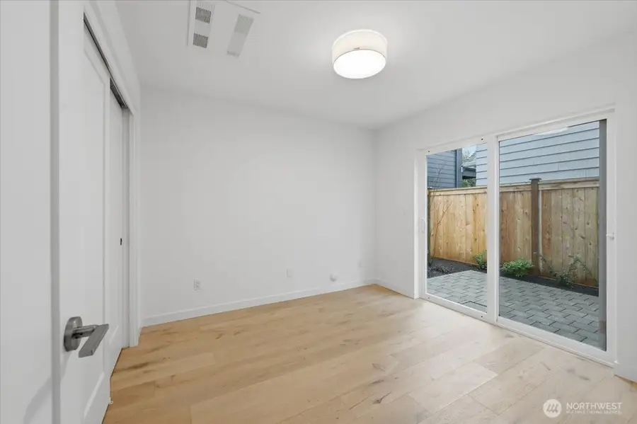 7320 11th Avenue Ne, Seattle, WA 98115 - Image #3