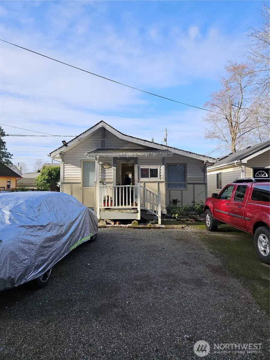 9638 D Street E, Tacoma, WA 98445 - Image #2
