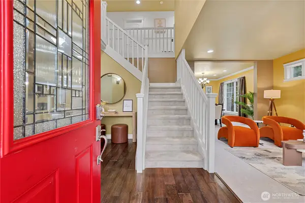 842 208th Ave Ne, Sammamish, WA 98074