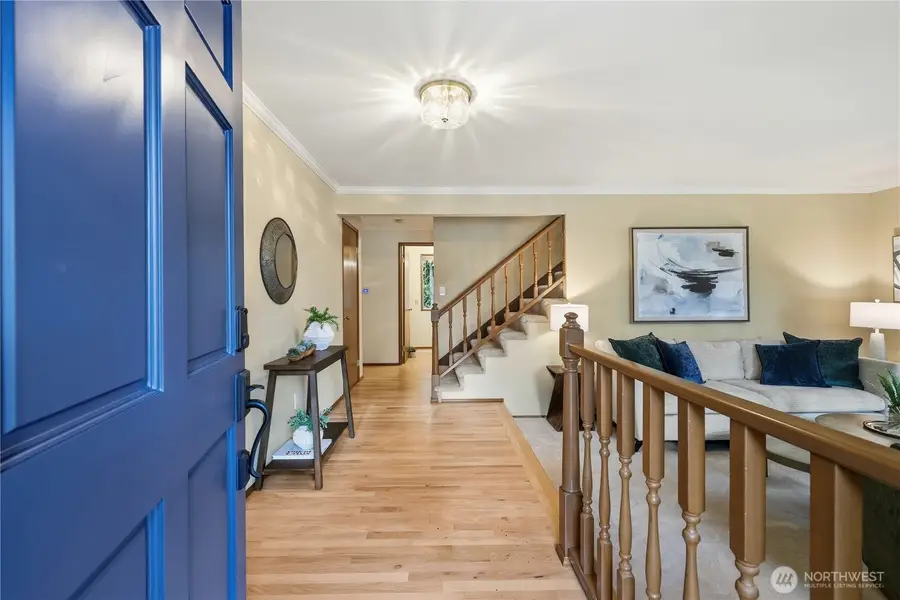 23038 NE 19th Drive, Sammamish, WA 98074 - Image #2