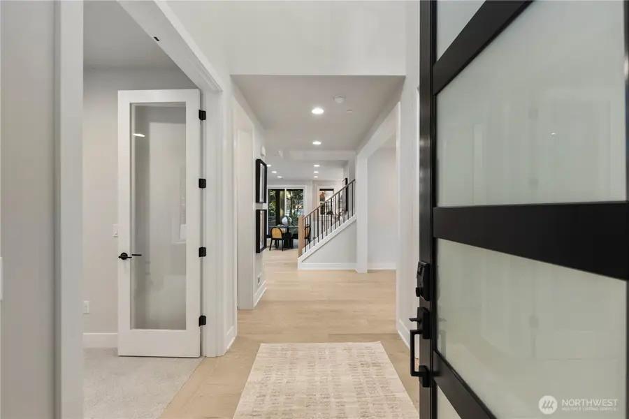 12206 NE 61st Street, Kirkland, WA 98033 - Image #3