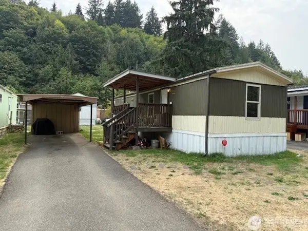 1313 W Cota Street #27, Shelton, WA 98584