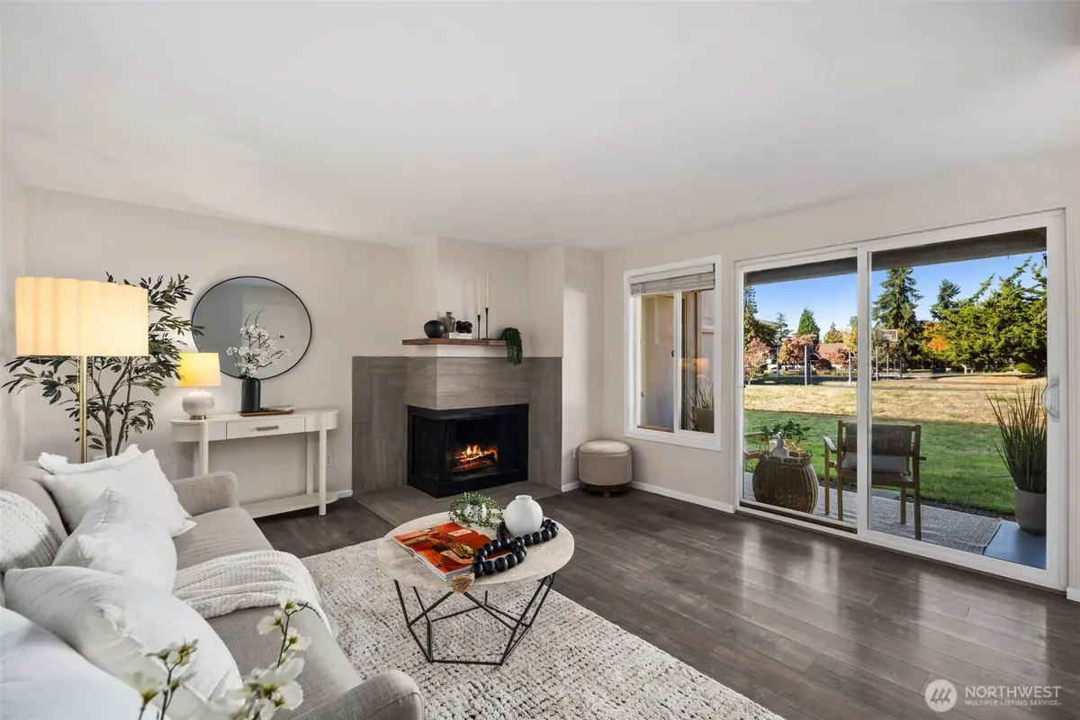 11104 NE 68th Street #A103, Kirkland, WA 98033 - Image #1