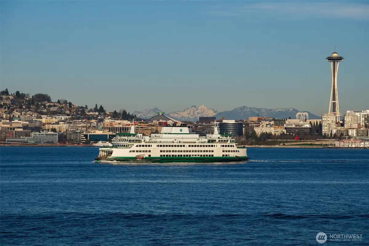 1005 Harbor Avenue Sw #400, Seattle, WA 98116 - Image #1