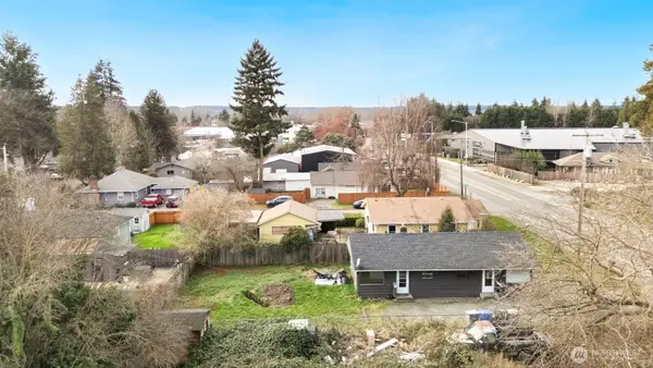 10908 Valley Avenue E, Puyallup, WA 98372