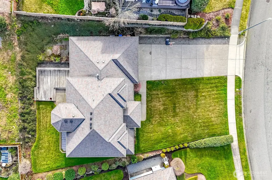 2201 Hillside Drive Ne, Tacoma, WA 98422 - Image #3