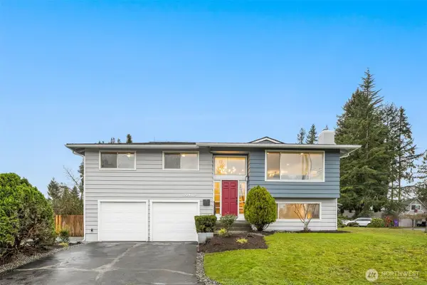 22402 42nd Place W, Mountlake Terrace, WA 98043