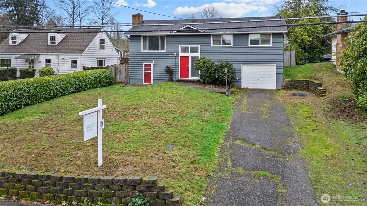 13729 8th Avenue S, Burien, WA 98168 - #1