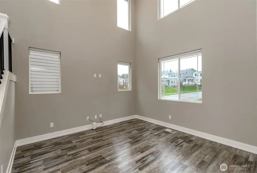 18827 Eagle Ridge Drive E, Bonney Lake, WA 98391 - Image #3