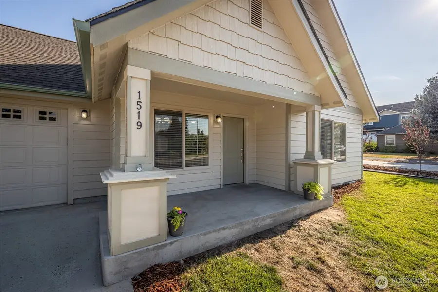 1519 Springwater Avenue, Wenatchee, WA 98801 - Image #3
